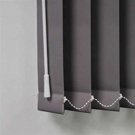 Vertical blinds remain a top choice for homeowners seeking practical and cost-effective window shade covers. With a wide range of styles and colours that suit any décor, these blinds are also perfect for larger windows and sliding glass doors. The 89mm and 127mm louvres deliver outstanding light control, while customizable sizes up to 500cm ...